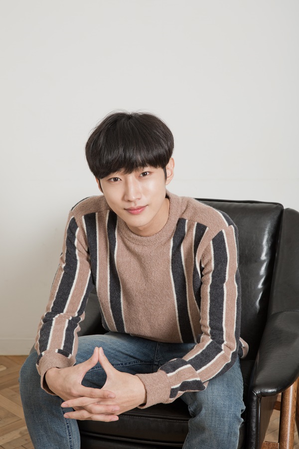['구르미 그린 달빛' 진영] 진영, 배우라는 이름을 얻다