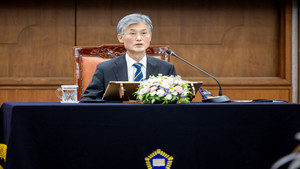 <b>대법원장</b> "<b>법관</b>증원 청신호 감사…예산 감소 우려"
