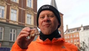 [오늘의 세계] 빵 먹으려 하프마라톤 도전…지원자만 1만 명